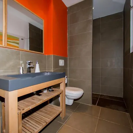 Saint-michel-lobservatoire Sleeps 12 Pool Villa *
